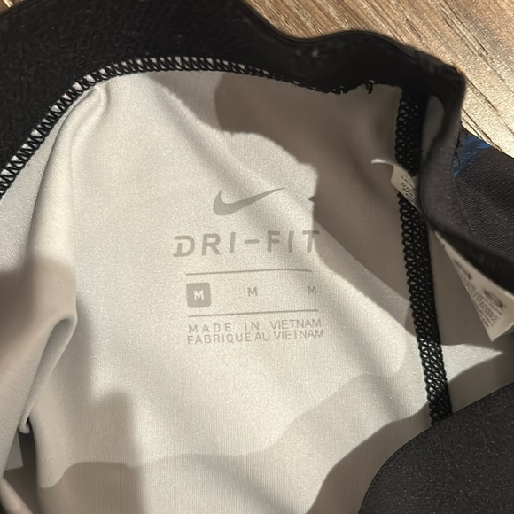 Nike Pro Size: M - Picture 2 of 2